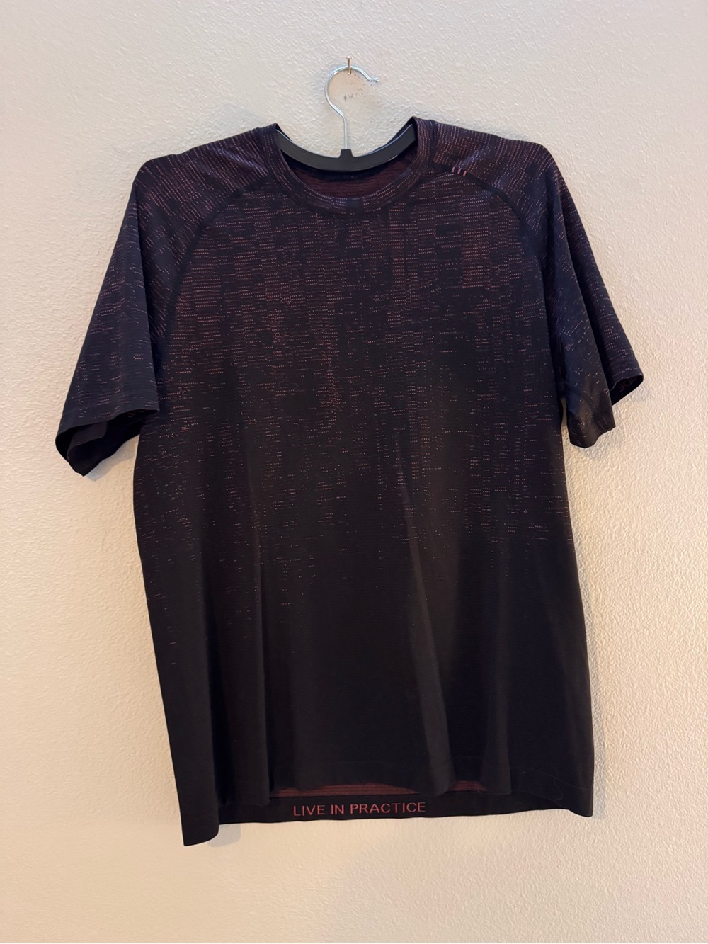 lululemon athletica Black Short-Sleeve Performance Tee